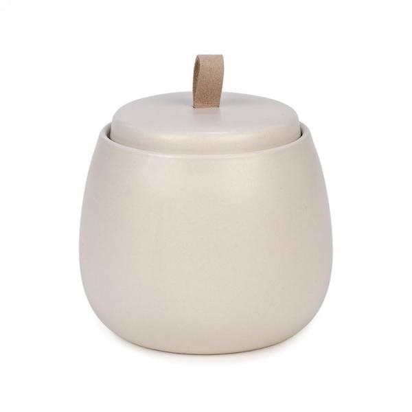 Cream Scented Candle With Lid