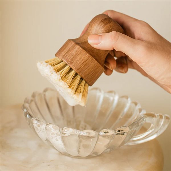 Brosse à récurer en bois