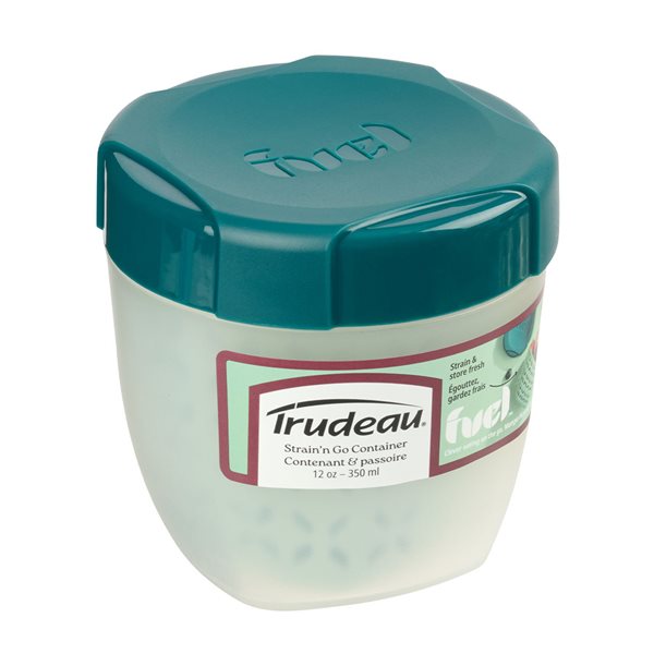 Fuel™ Fruit Container with Strainer - Jade
