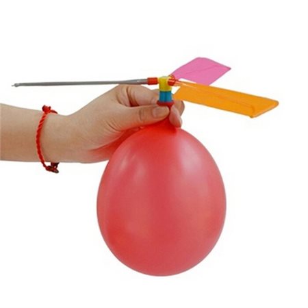 Hélicoptère avec ballon gonflable