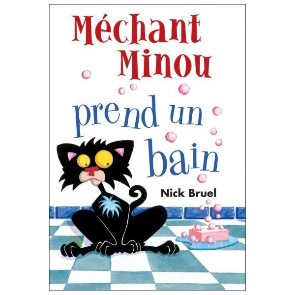 Méchant minou prend un bain