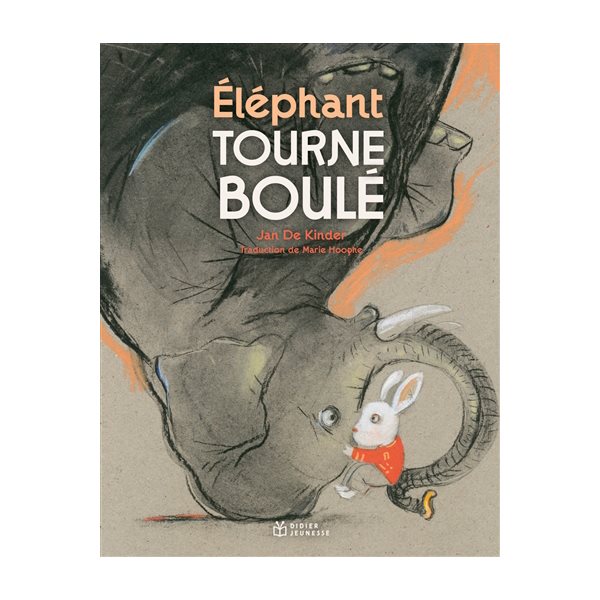 Eléphant tourneboulé